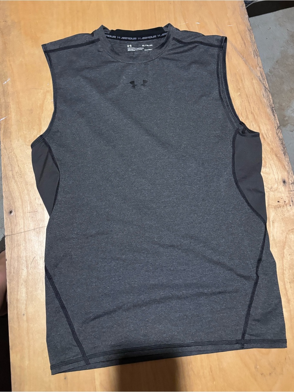 Under Armour Men’s Sleeveless Training Tank – Charcoal/Black